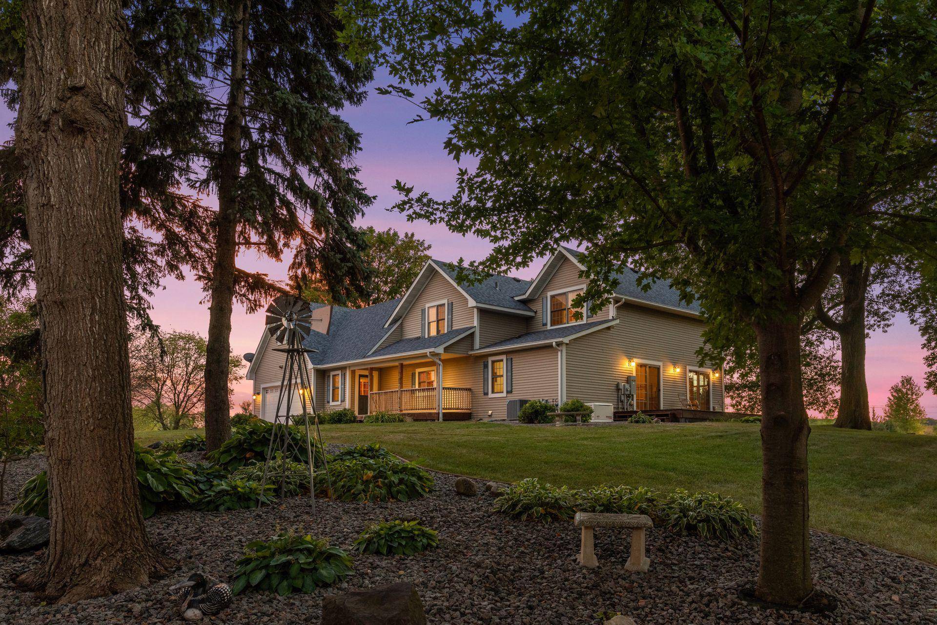 7008 Cavanaugh GN, Greenfield, MN 55373