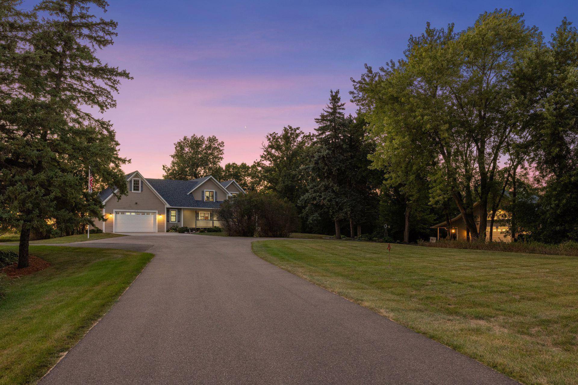7008 Cavanaugh GN, Greenfield, MN 55373