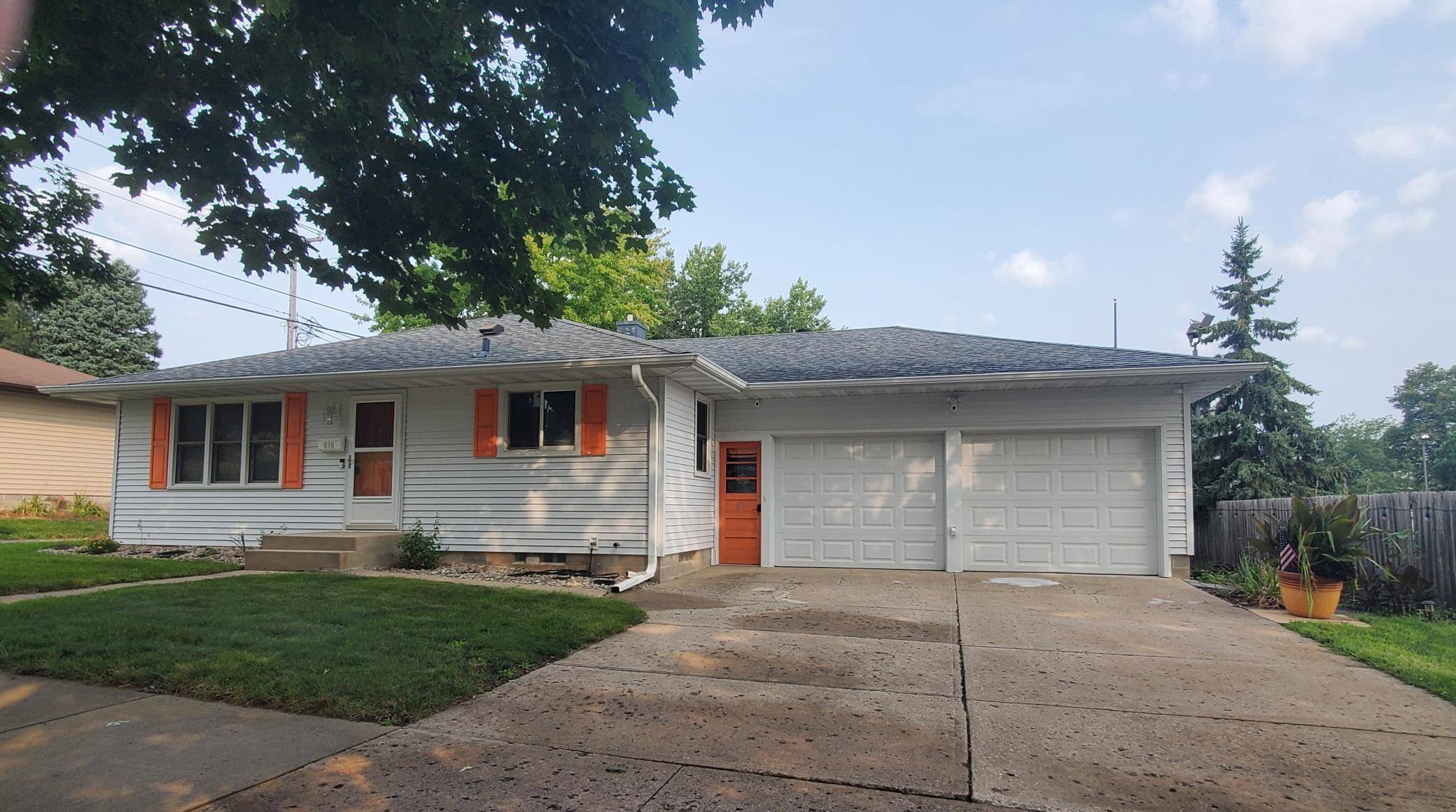 610 7th ST N, New Ulm, MN 56073