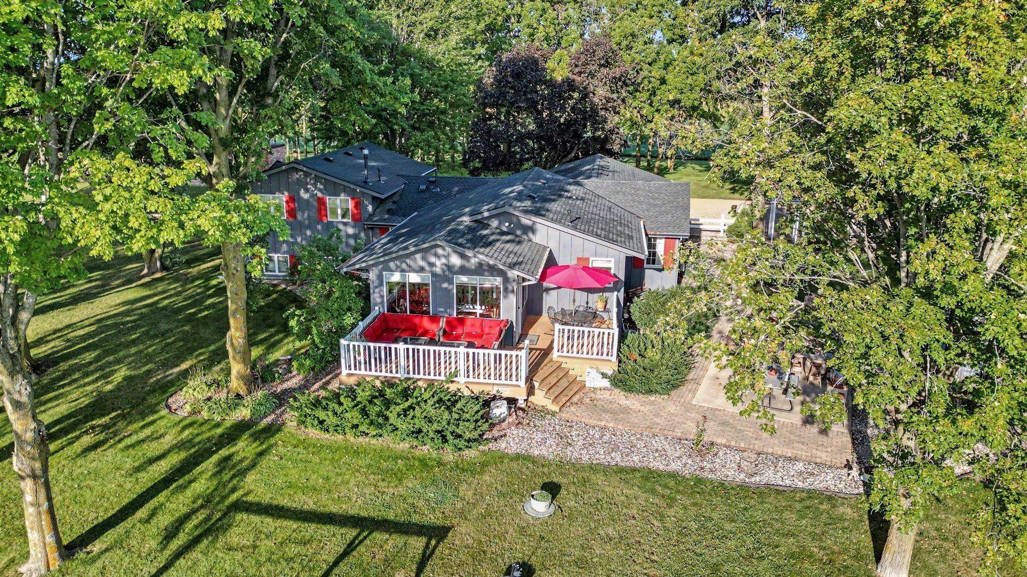 20258 380th ST, Le Center, MN 56057