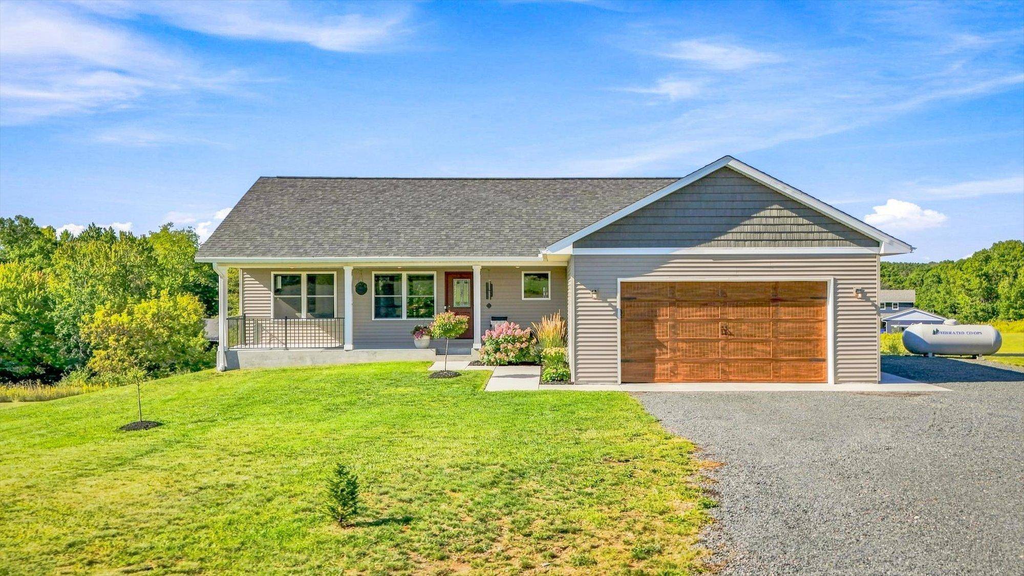 821 223rd ST, Osceola, WI 54020