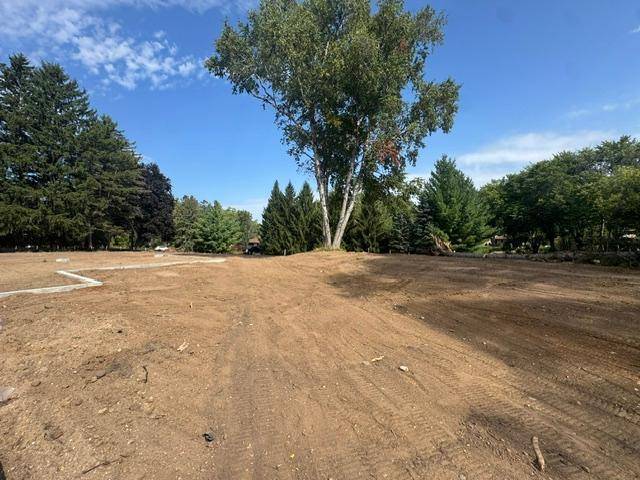 205 Deerwood LN N, Plymouth, MN 55441