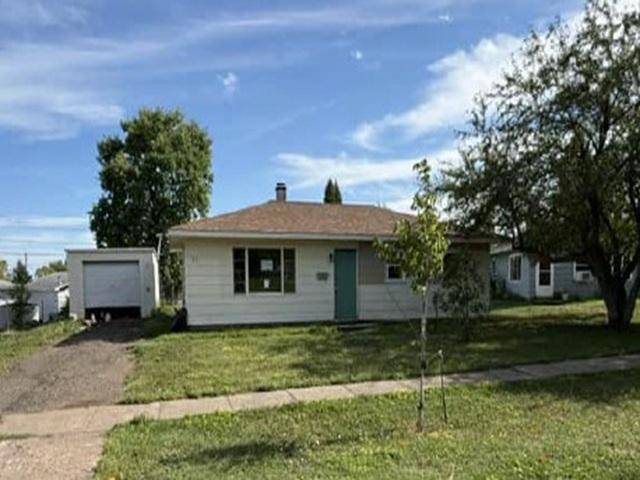 47 Edwards DR, Silver Bay, MN 55614