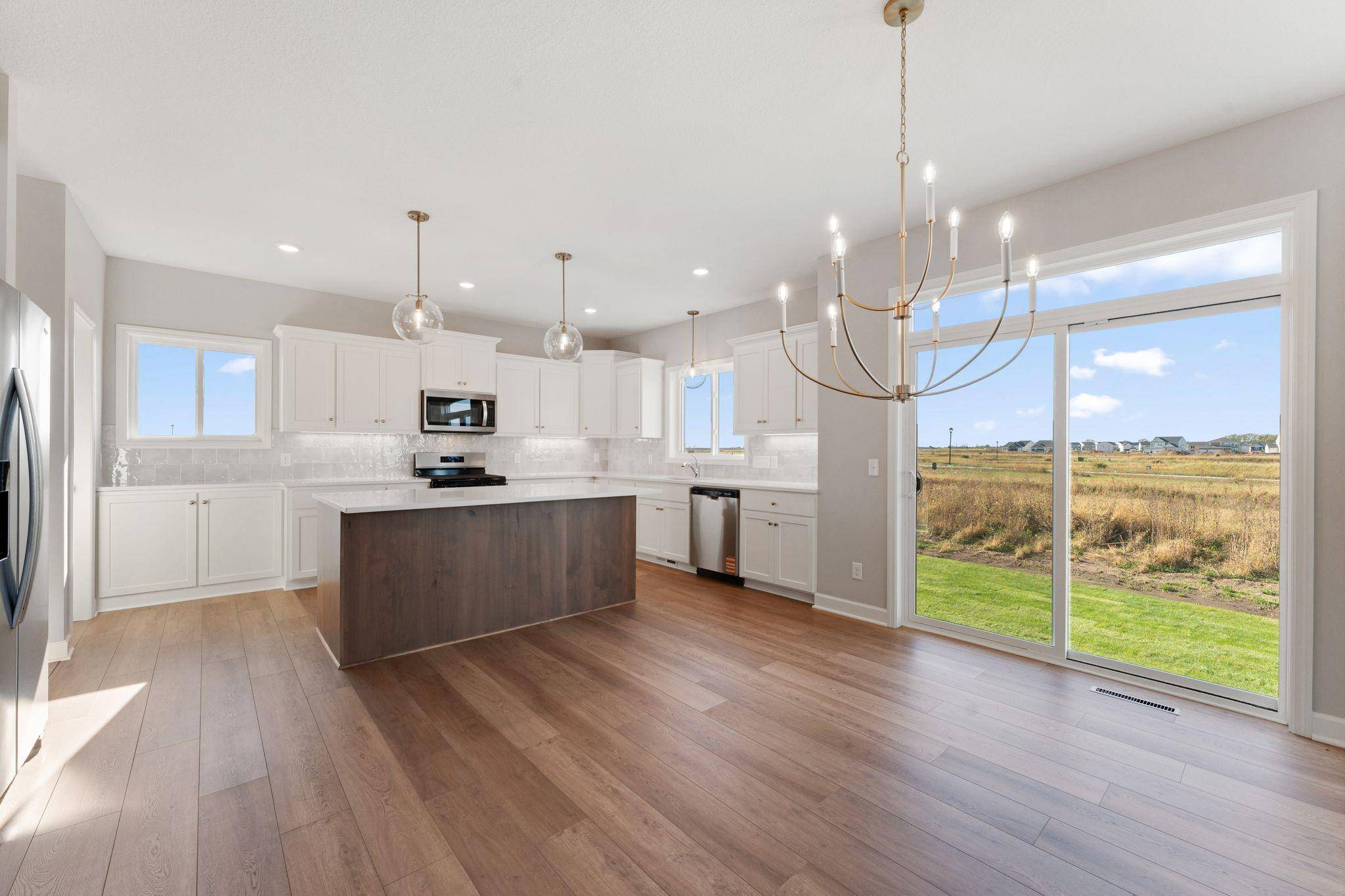 15035 Ardmullivan LN, Rosemount, MN 55068