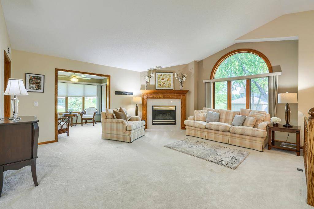 18100 Judicial WAY N, Lakeville, MN 55044