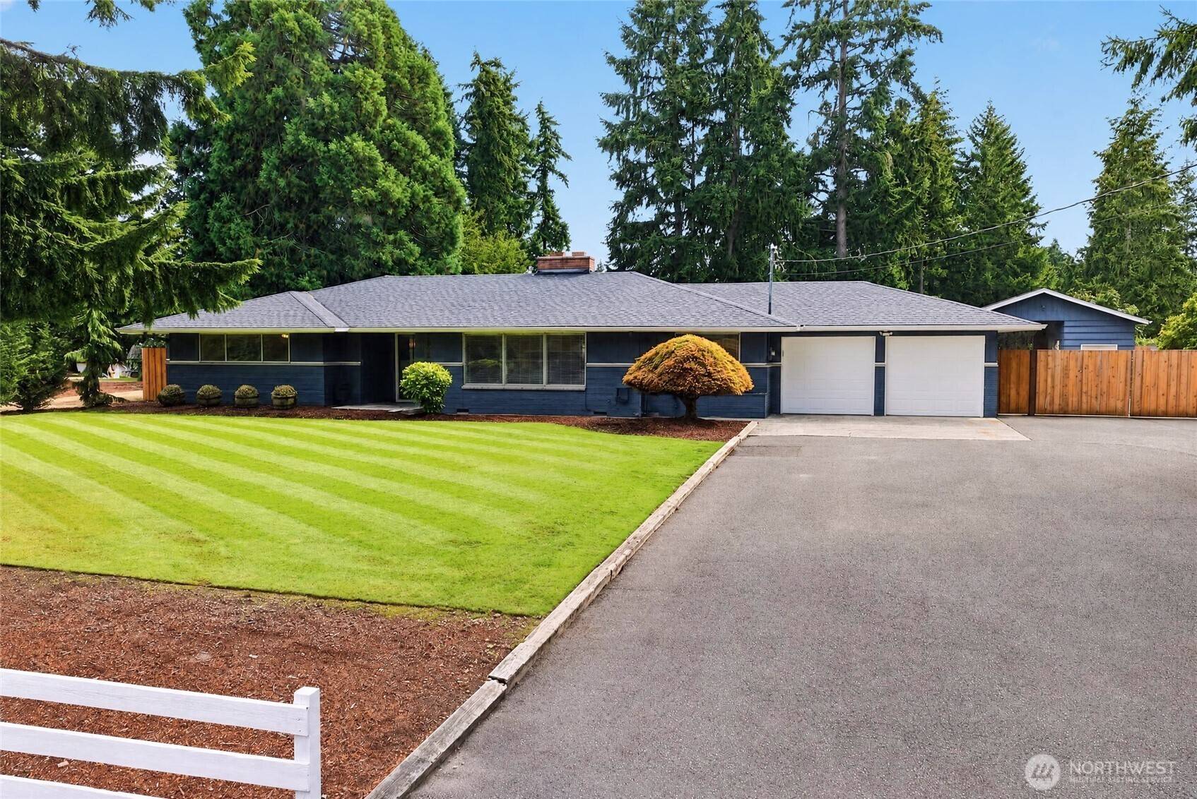 9904 122nd ST E, Puyallup, WA 98373