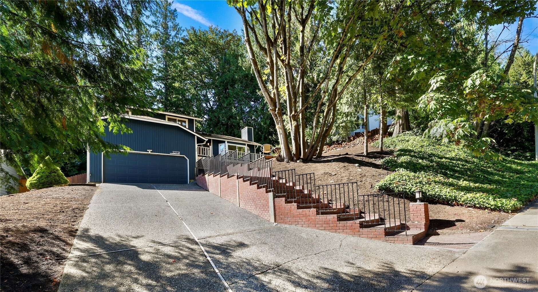 22721 NE 12th PL, Sammamish, WA 98074