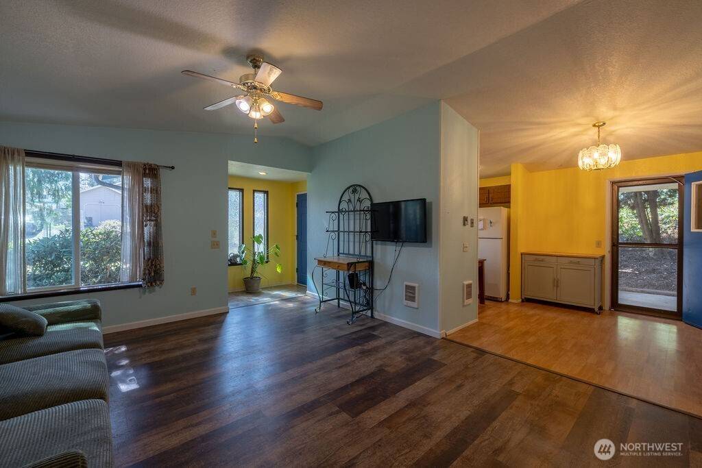 1115 W Hazel ST, Port Angeles, WA 98363
