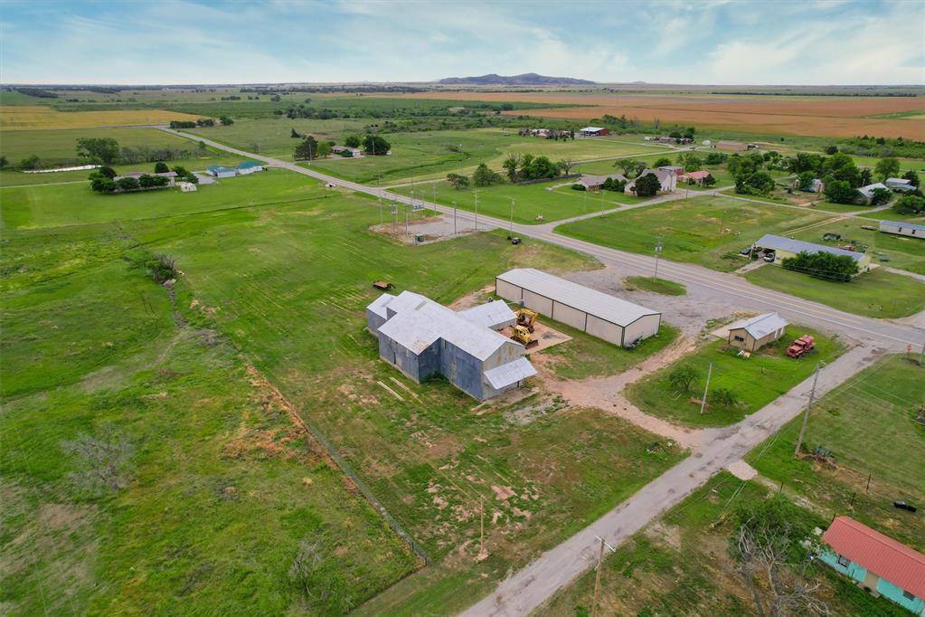 110 N Border ST, Willow, OK 73673