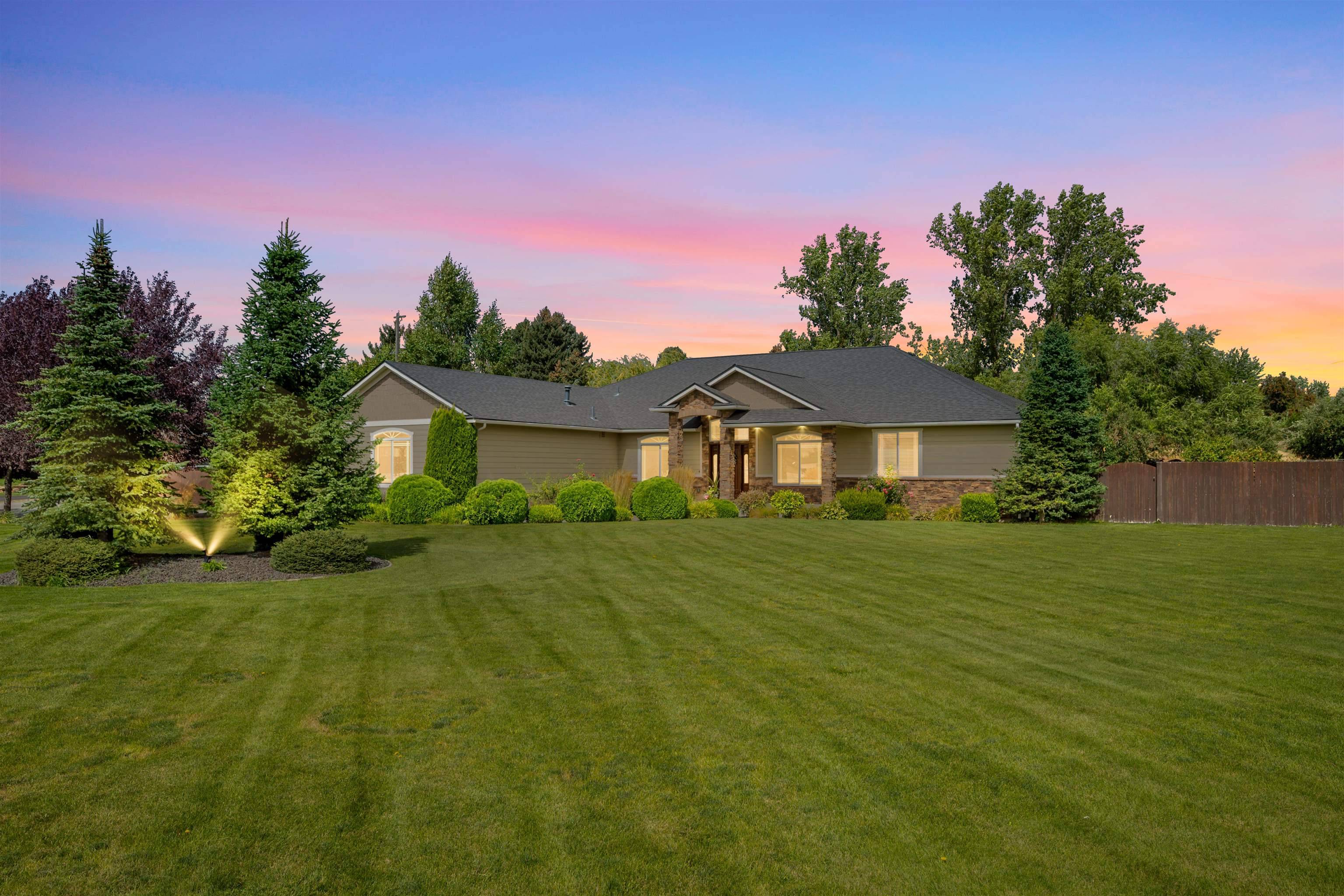 3210 N Molter Rd, Otis Orchards, WA 99027