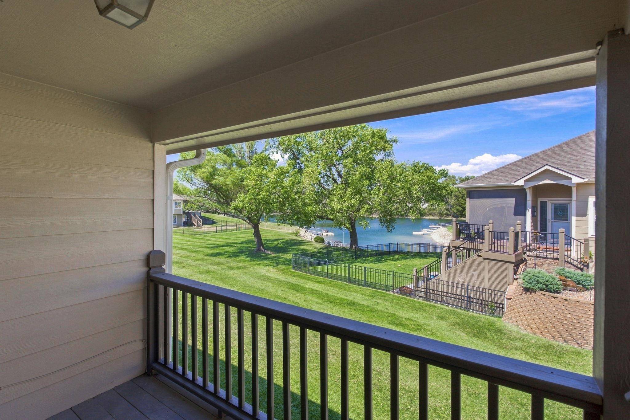 2339 N Lakeway Ct, Wichita, KS 67205