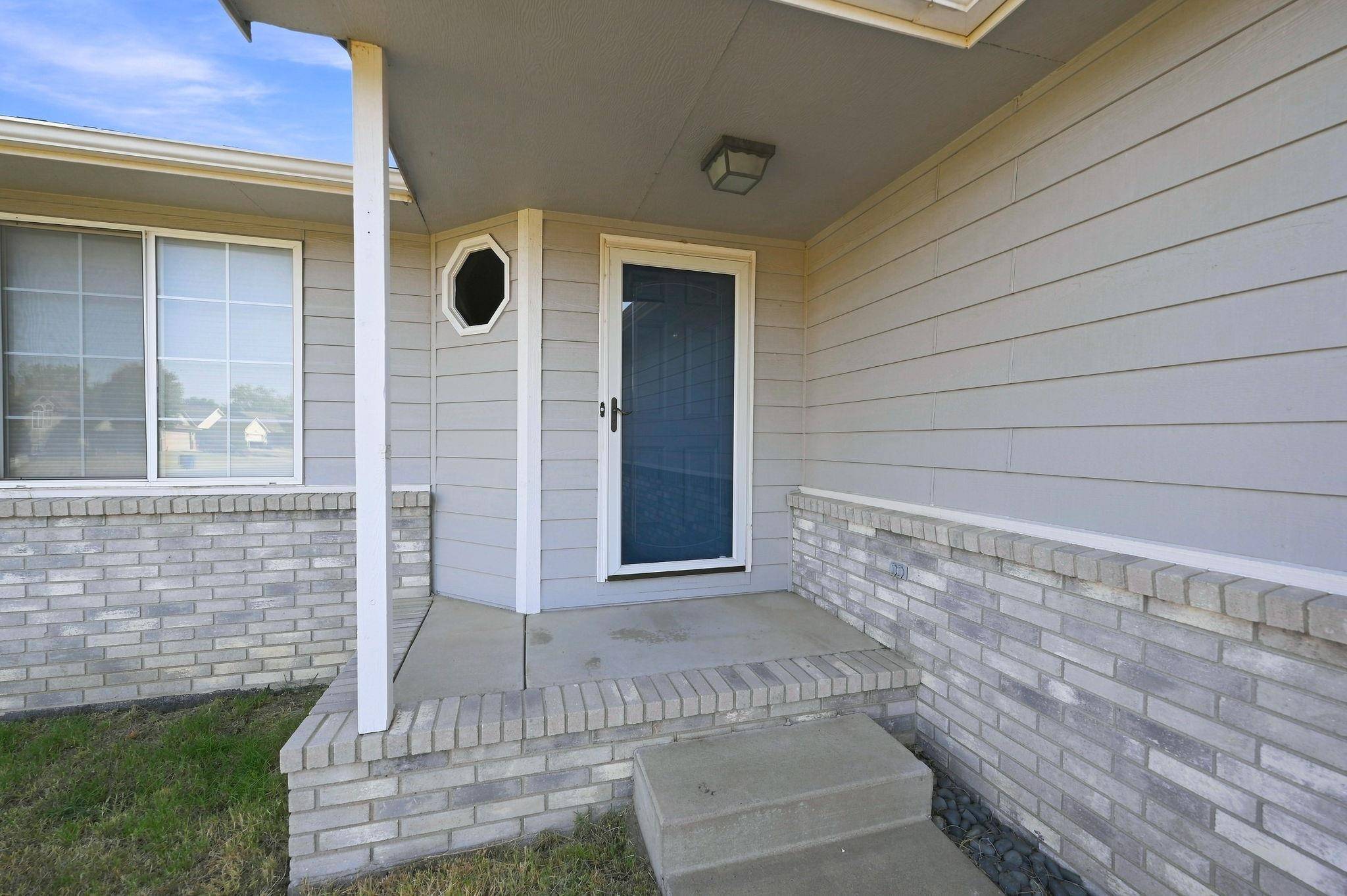 4814 E Pembrook St., Wichita, KS 67220
