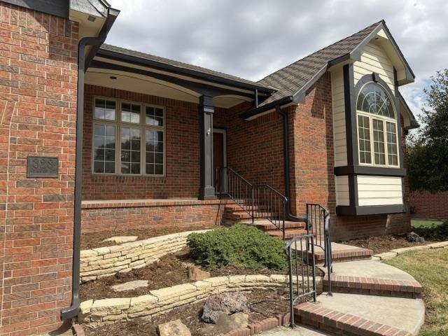 328 Campus Ct, North Newton, KS 67117