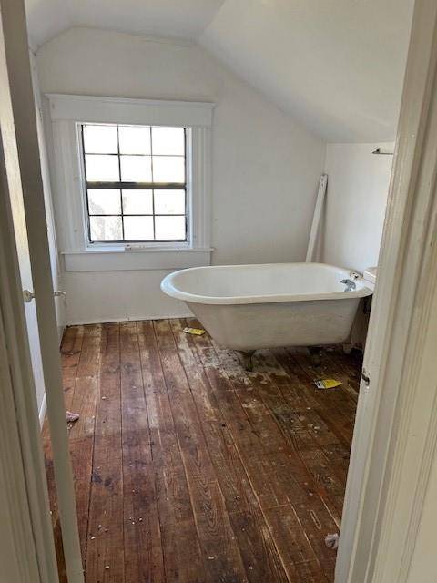 202 Hensley Street, Jacksboro, TX 76458