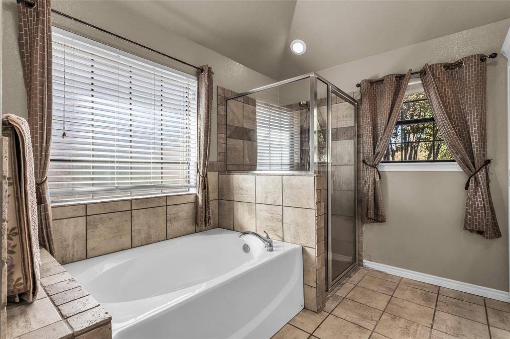 226 King George Road, Ponder, TX 76259