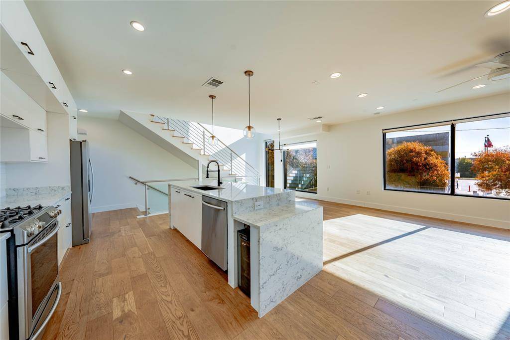 4575 Virginia Avenue, Dallas, TX 75204