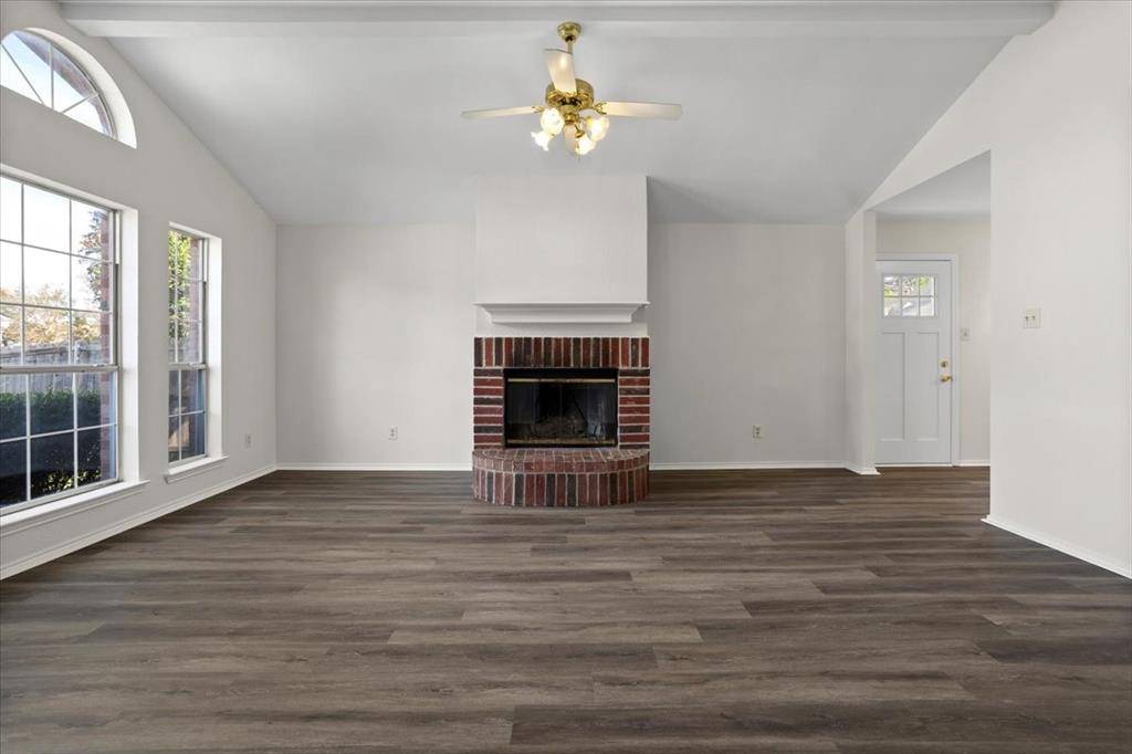 3744 Chaddybrook Lane, Fort Worth, TX 76137