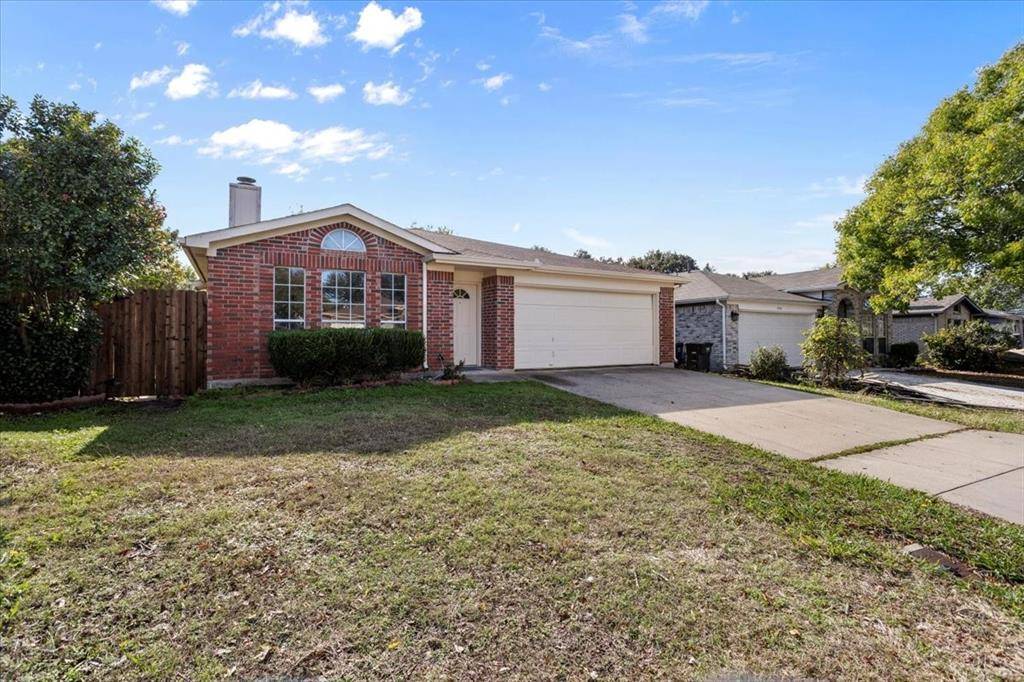 3744 Chaddybrook Lane, Fort Worth, TX 76137