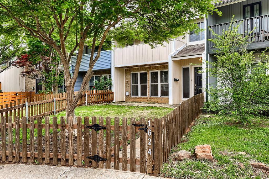 1624 Choteau Circle, Grapevine, TX 76051
