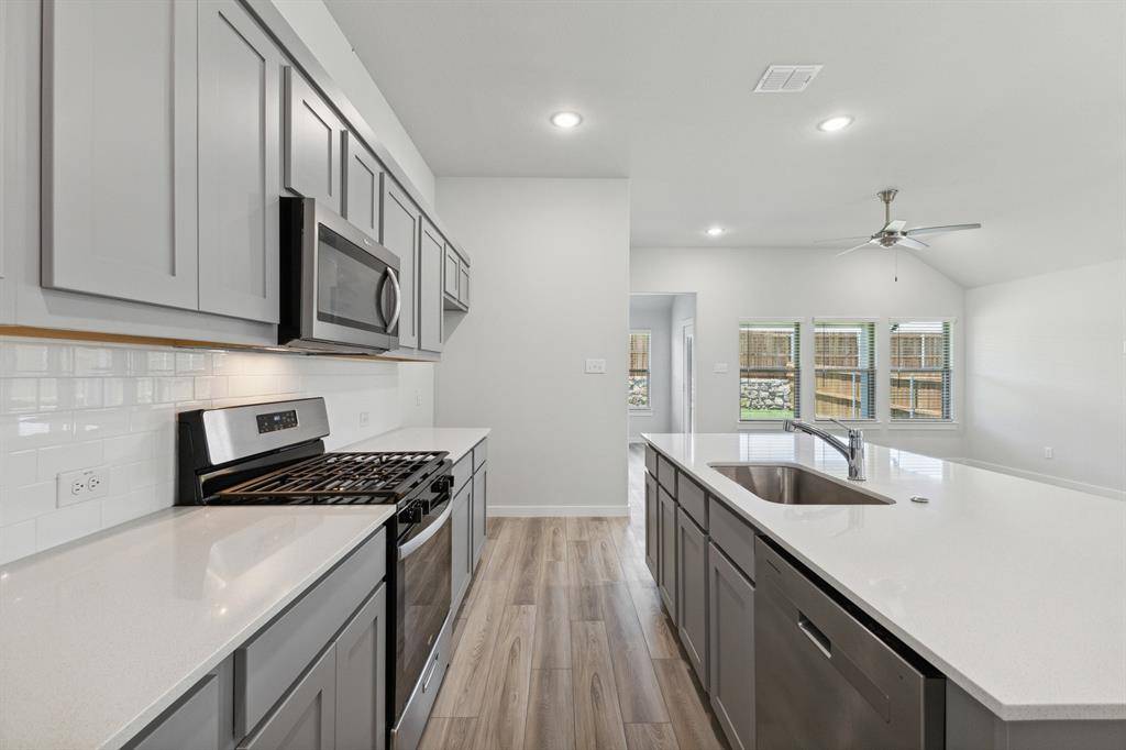 1326 Capecastle Lane, Forney, TX 75126