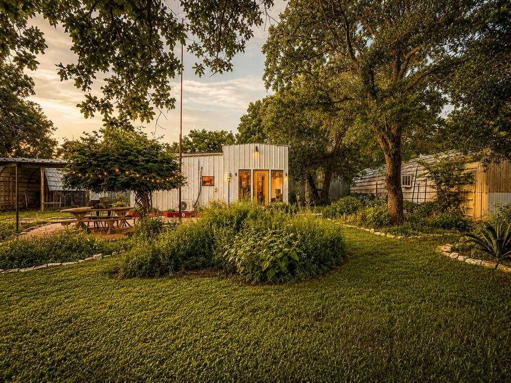 128 E Castlewood Drive, Marble Falls, TX 78654