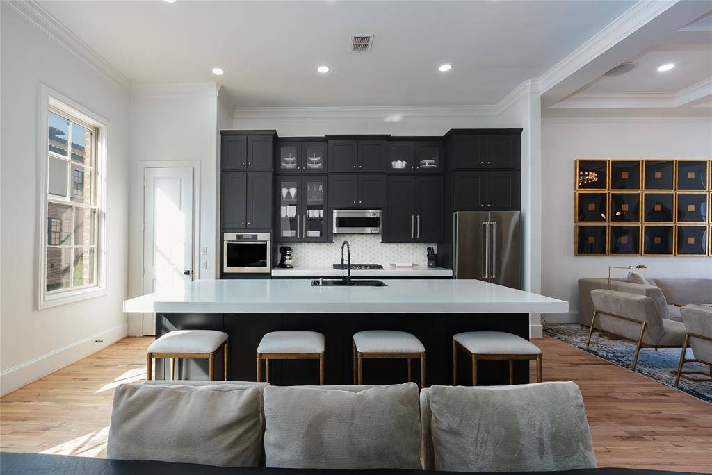 727 Will Rice Avenue, Irving, TX 75039