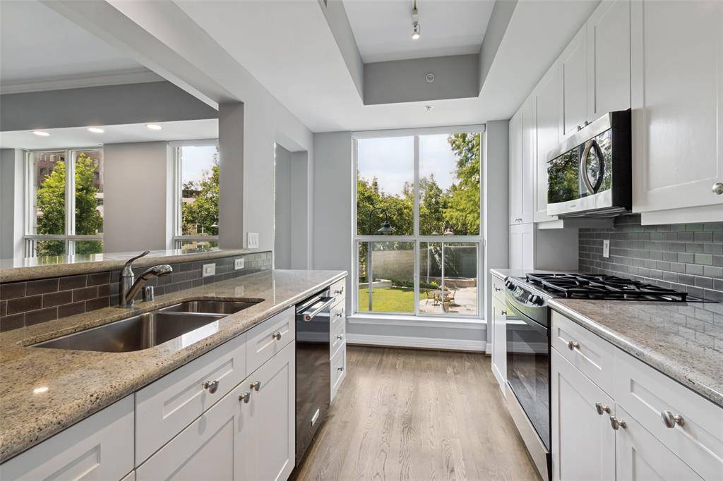 3401 Lee Parkway #401, Dallas, TX 75219