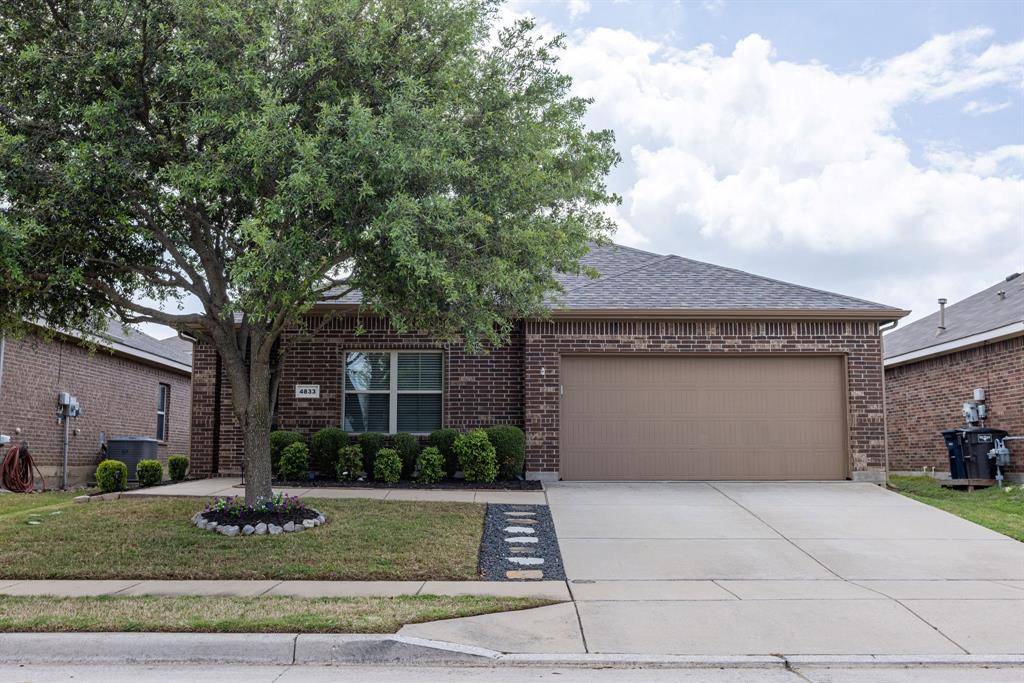 4833 Elkhart Drive, Fort Worth, TX 76036
