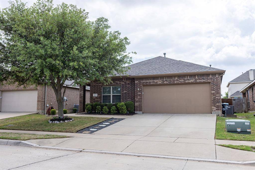 4833 Elkhart Drive, Fort Worth, TX 76036