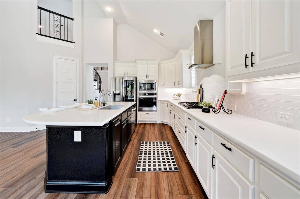 208 Lenten Rose Drive, Wylie, TX 75098