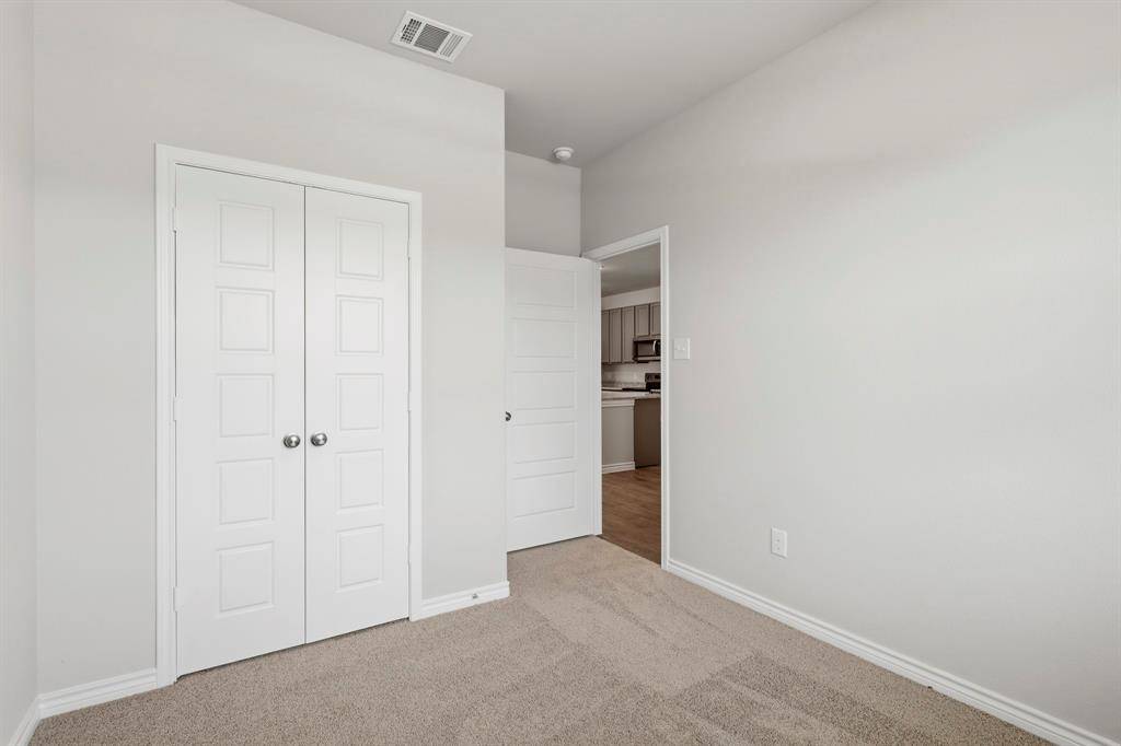 10636 Stag Lane, Fort Worth, TX 76036