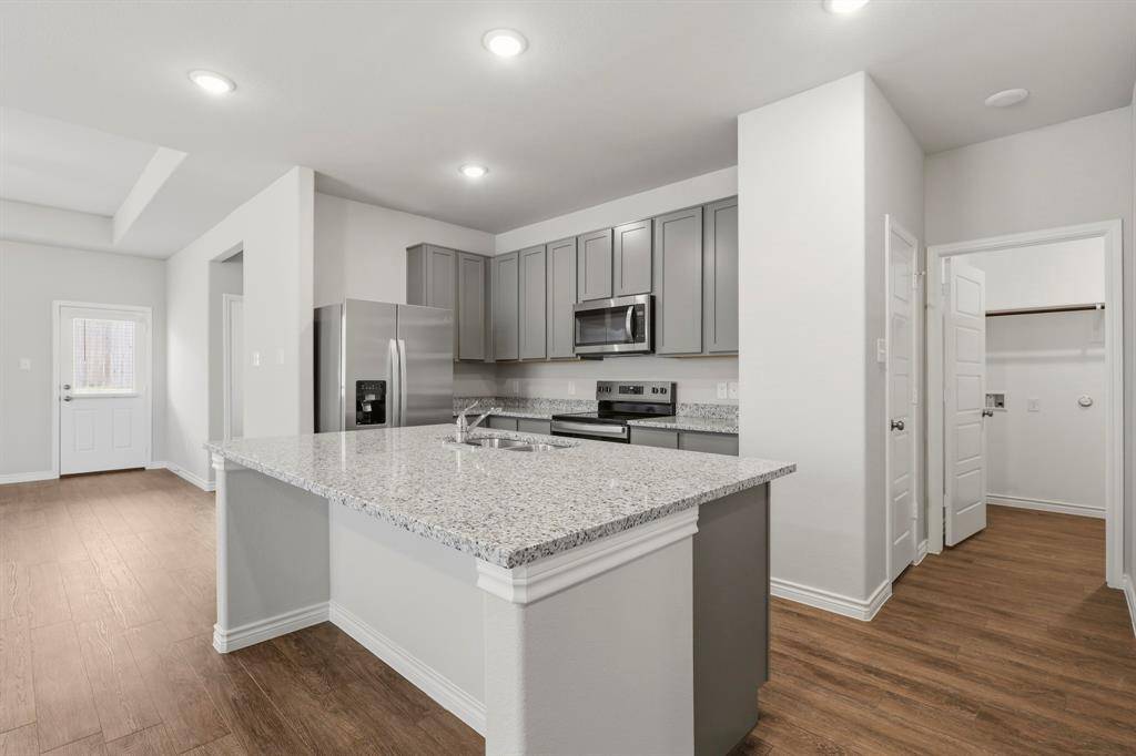 10636 Stag Lane, Fort Worth, TX 76036