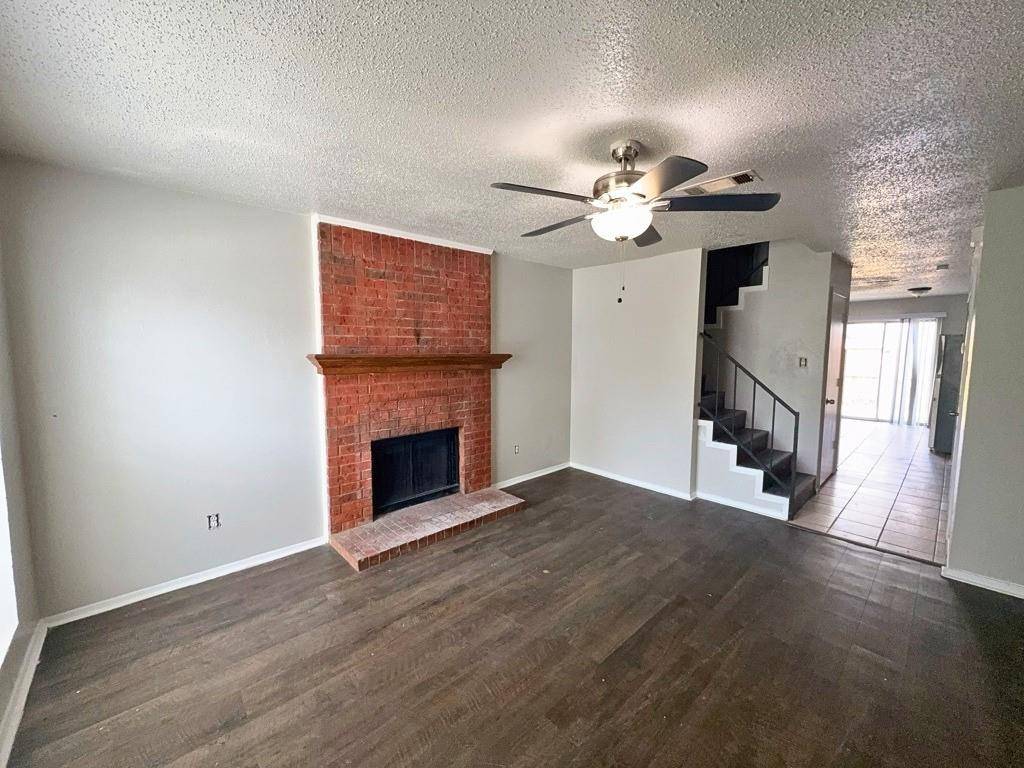 10500 Lake June Road #H1, Dallas, TX 75217