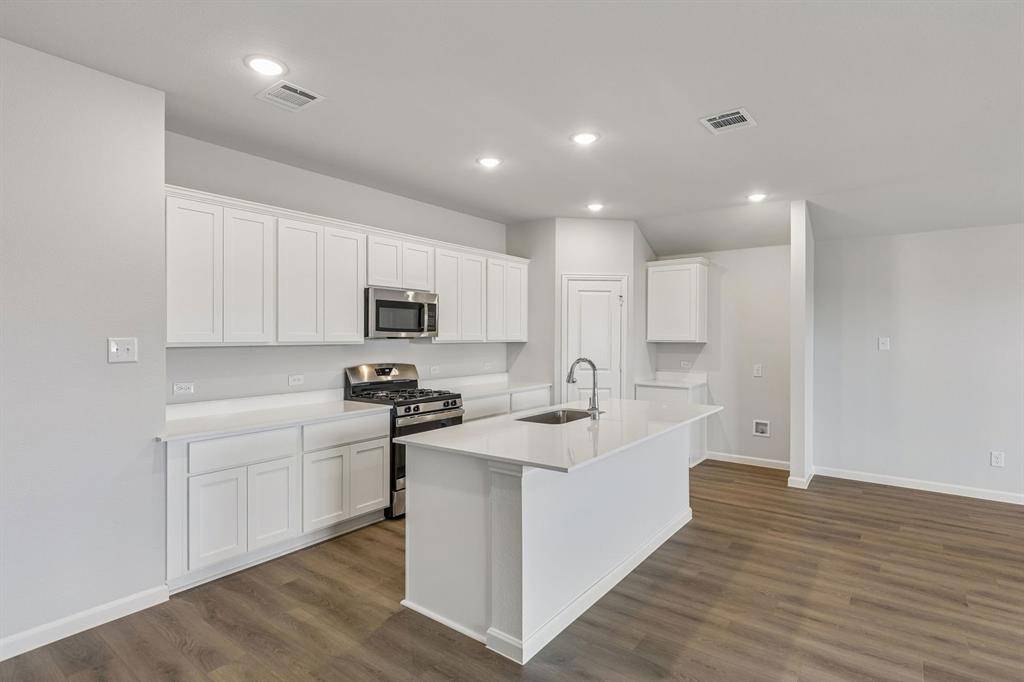 2511 Canadian Way, Crandall, TX 75114