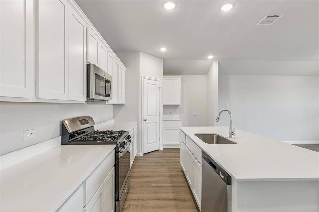 2511 Canadian Way, Crandall, TX 75114