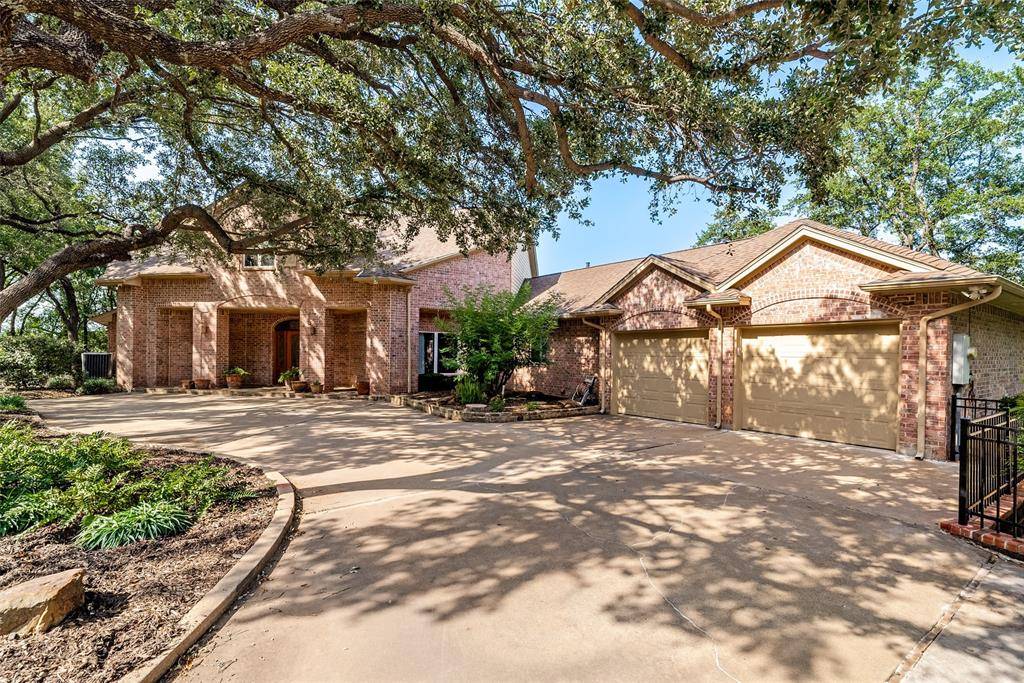 2307 Winton Terrace Court, Granbury, TX 76048