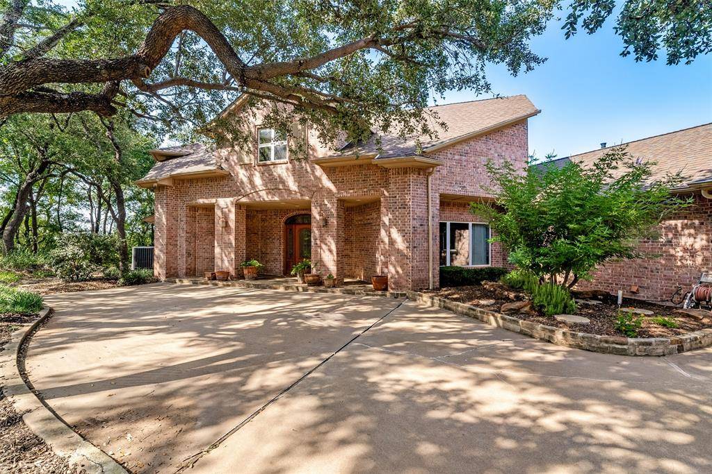 2307 Winton Terrace Court, Granbury, TX 76048