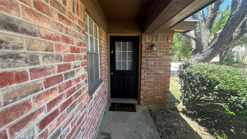 1036 Enfilar Lane, Arlington, TX 76017