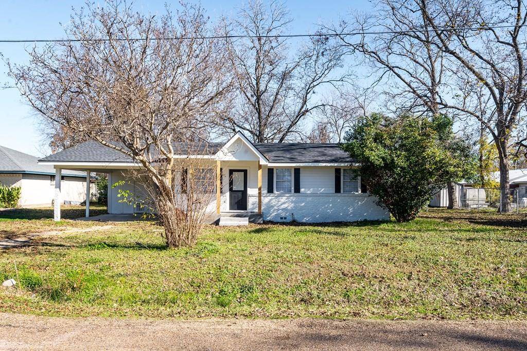 208 N Coleman Street, Mabank, TX 75147