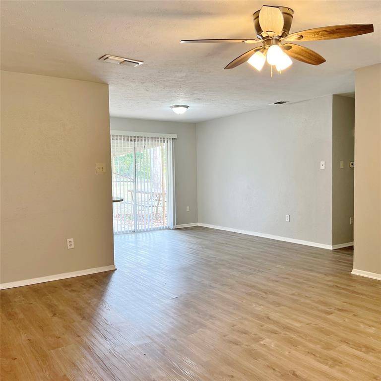 1420 Hillside Drive, Midlothian, TX 76065