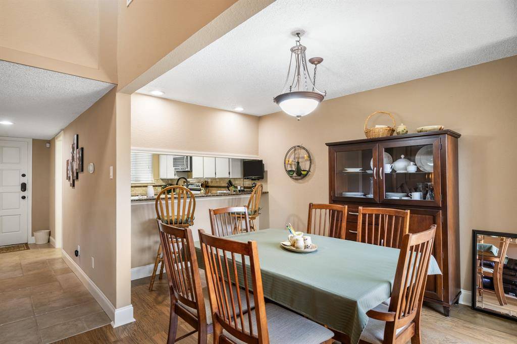 2781 Fairway Park Street, Grand Prairie, TX 75050