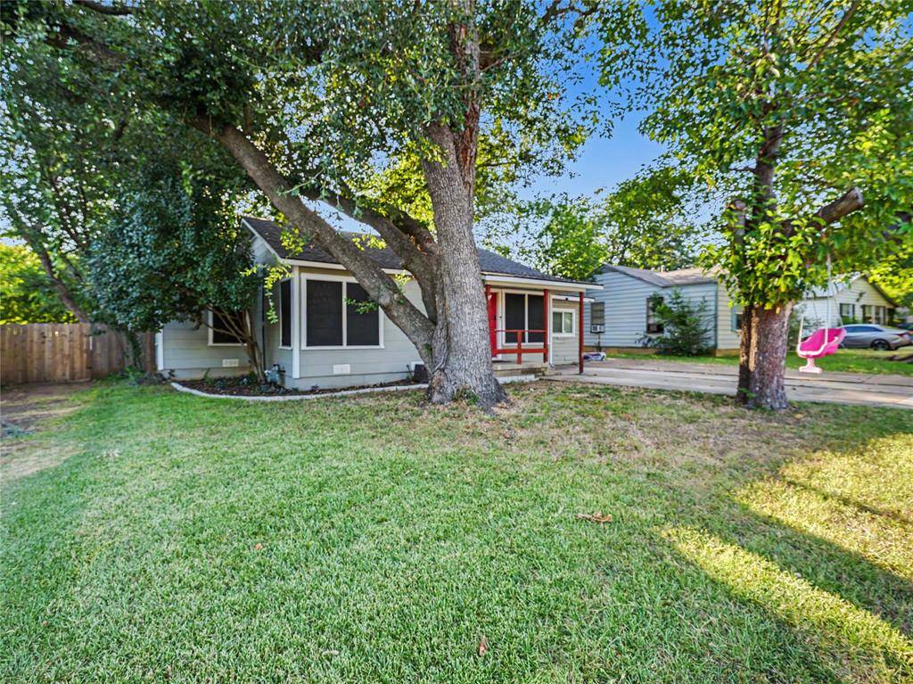 5008 Gilbert Drive, Fort Worth, TX 76116