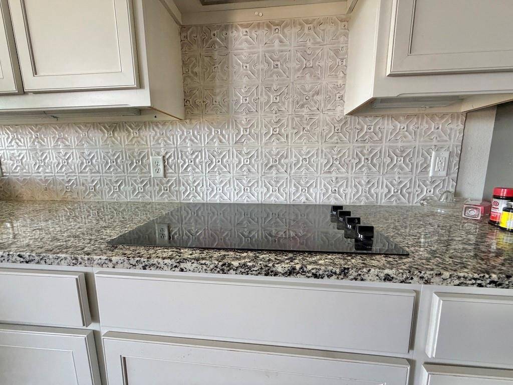 340 Berkeley Drive, Waxahachie, TX 75167