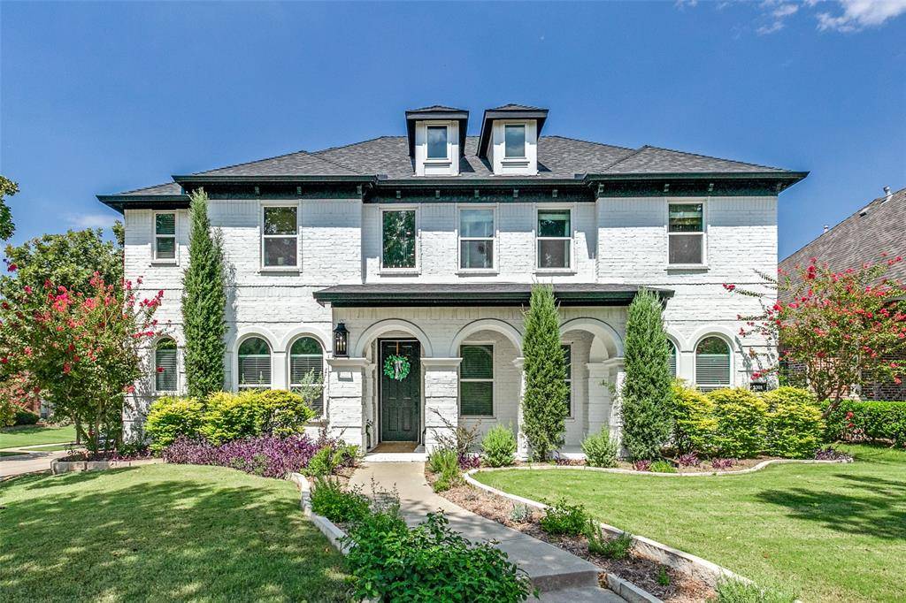 2301 Queen Morgan Lane, Lewisville, TX 75056