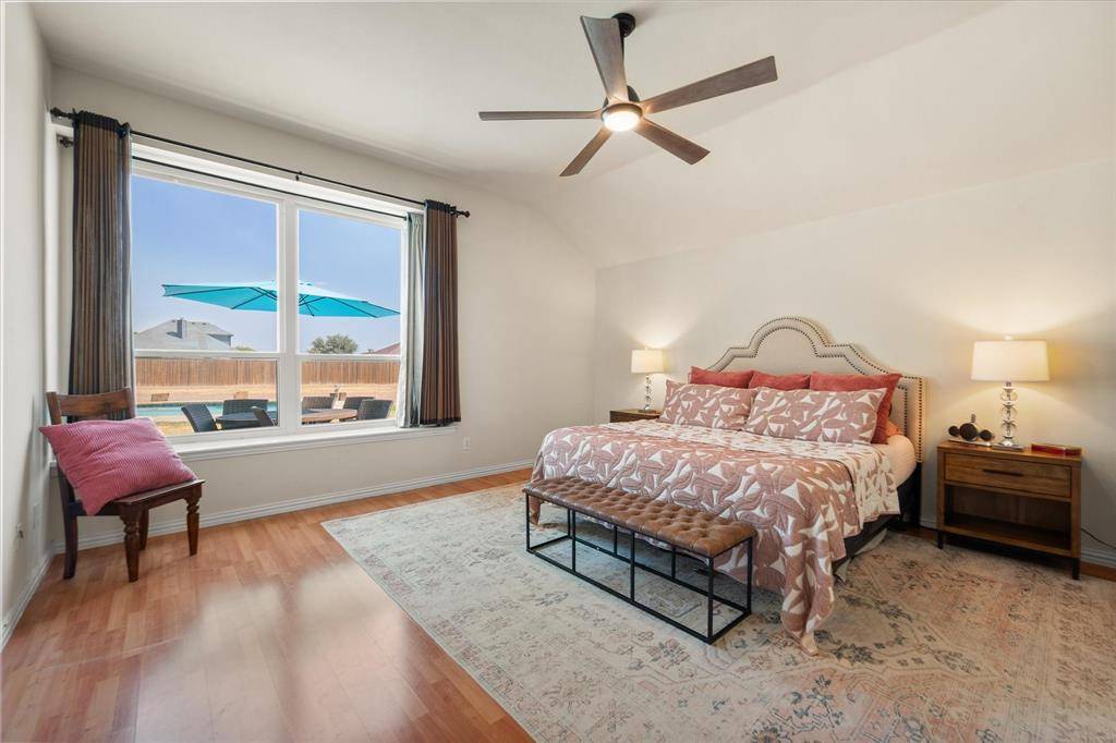 8821 Mallory Court, Waxahachie, TX 76065