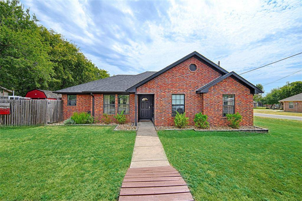 1102 14th Street, Honey Grove, TX 75446