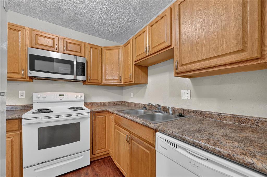 305 Cliff Drive, Garland, TX 75042
