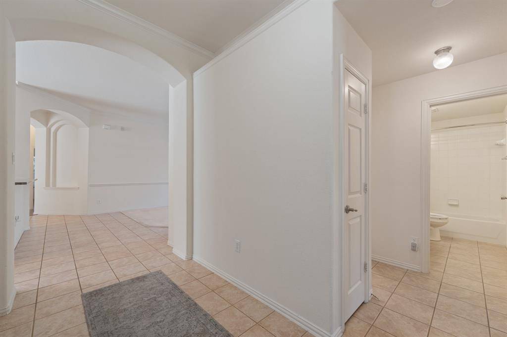 3409 Ballard Drive, Grapevine, TX 76092