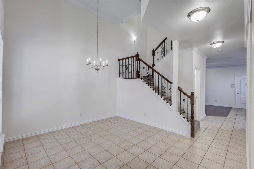 1037 Kyan Lane, Carrollton, TX 75006