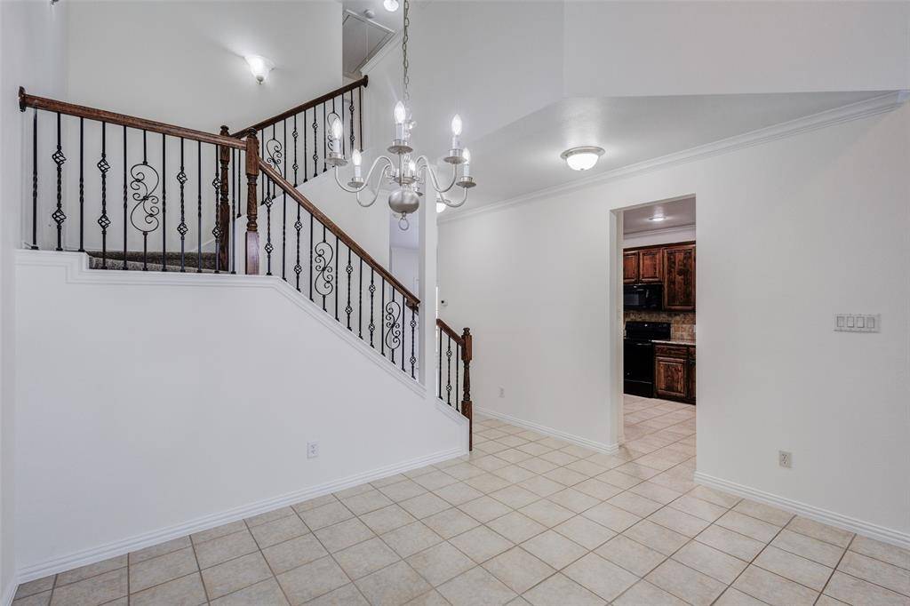 1037 Kyan Lane, Carrollton, TX 75006